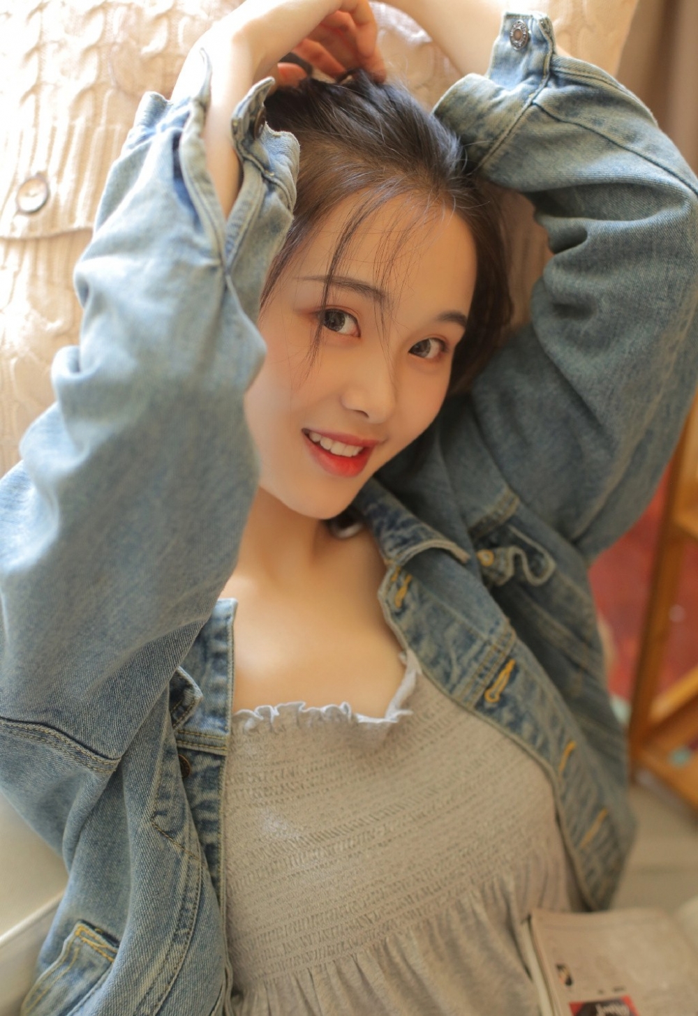 回眸美女壁纸,回眸一笑美女高清图片唯美