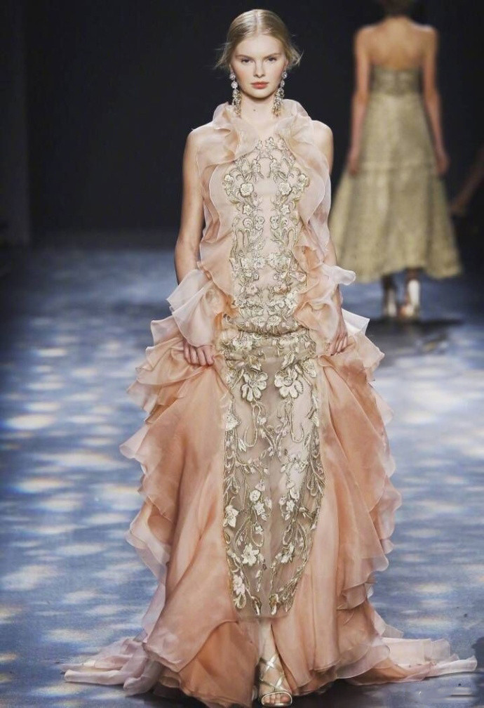 欧美美女模特演绎Marchesa Fall 2016 Ready-to-wear精致繁