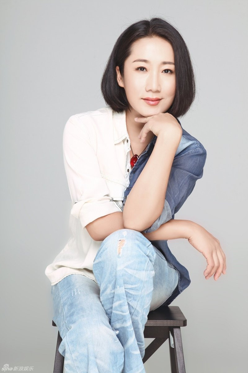 美女明星演员郭虹图片_郭虹演绎知性女多面魅力