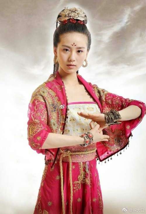 中国内地女演员刘诗诗饰演的《轩辕剑》中的拓