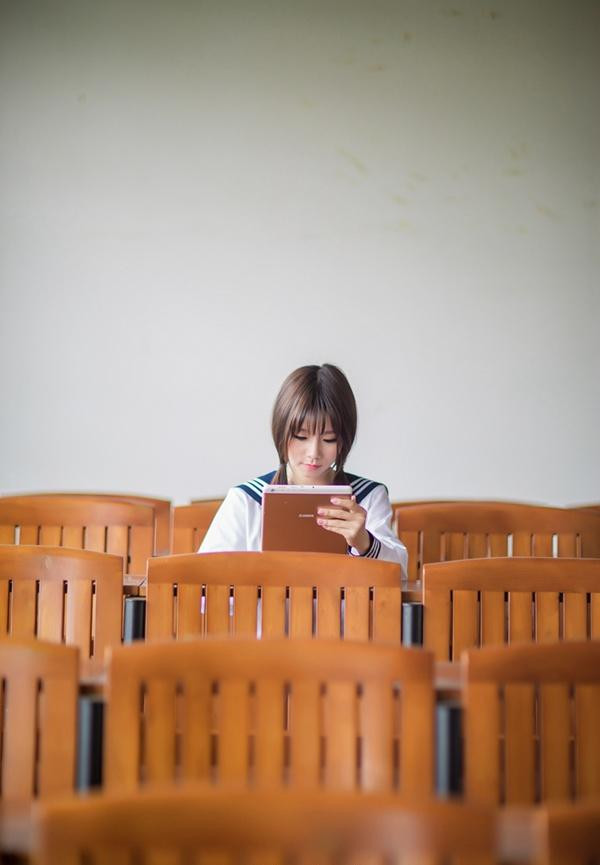 美少女校花清纯可爱写真