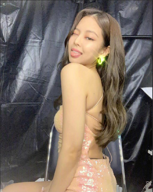 韩国美女图片 人间香奈儿Jennie金智妮图片