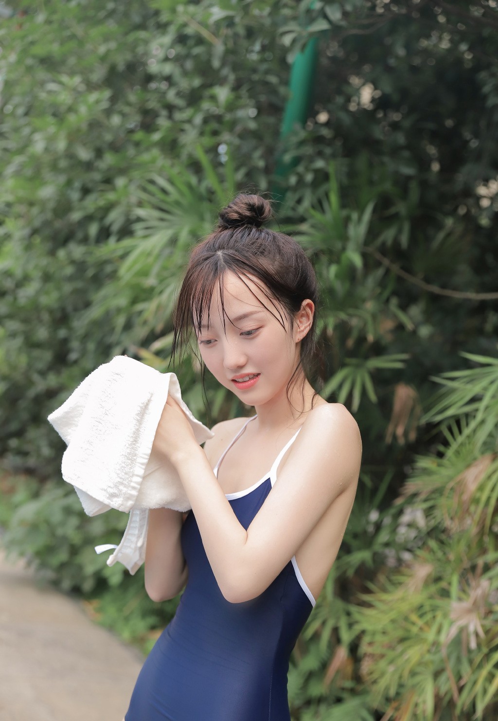 夏日泳装照美女,日系泳装高清写真壁纸