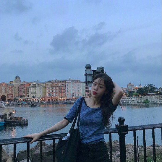 韩国美女图片 韩国美女模特卢允瑞私服图片