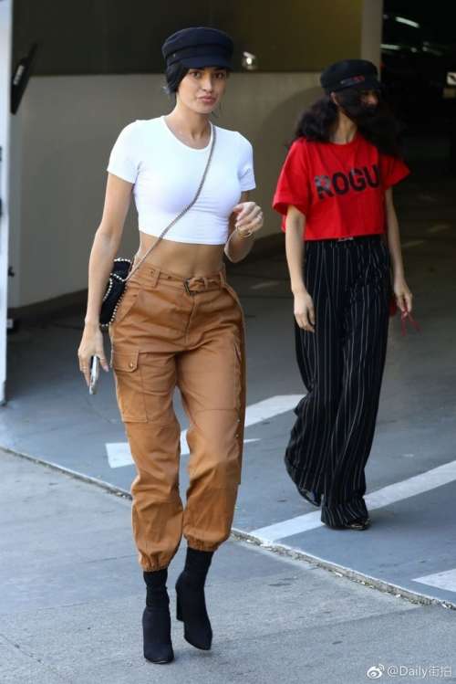 欧美美女澳洲麻豆Shanina Shaik和Nicole Williams洛杉矶