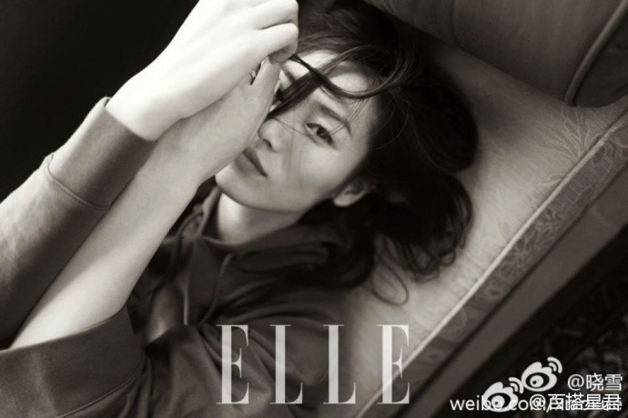 维密超模刘雯登上《ELLE》3月刊杂志封面大片曝光