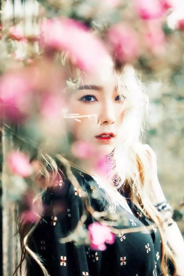 美女明星图片：少女时代金泰妍唯美图片大全
