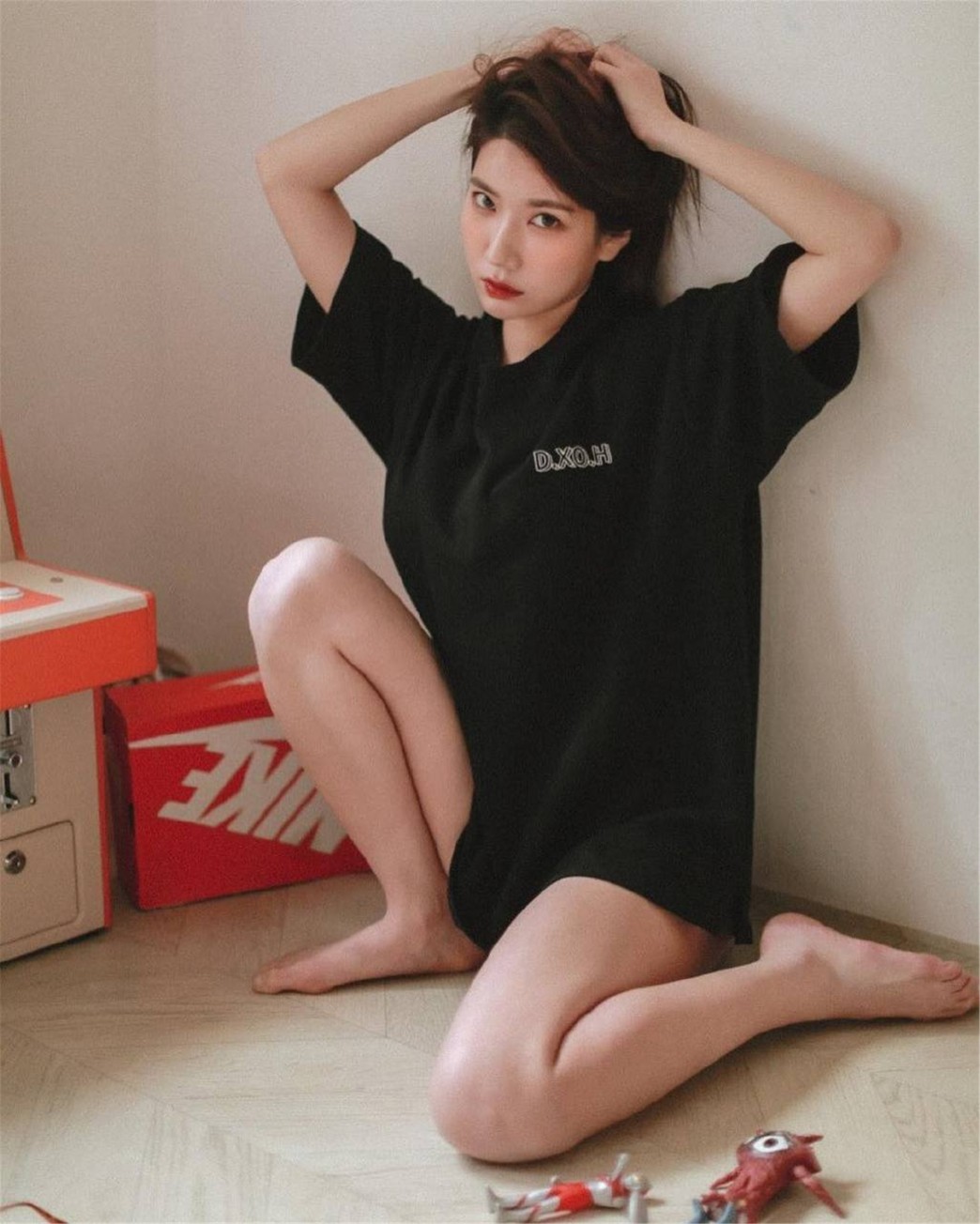 出租屋女孩日常居家私拍写真