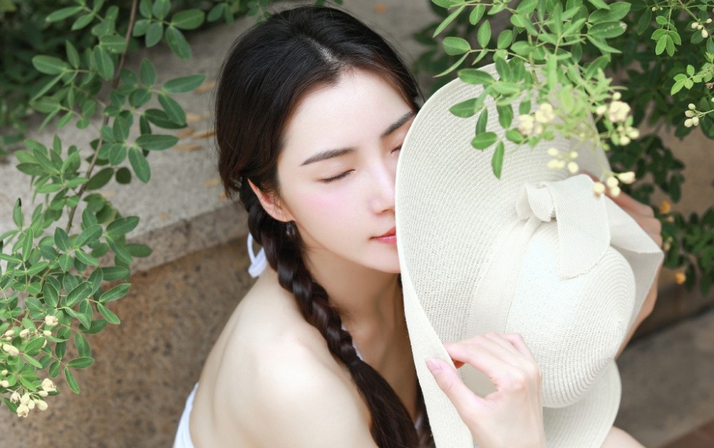 让人心动的女生照片,楚楚动人美女真实写真