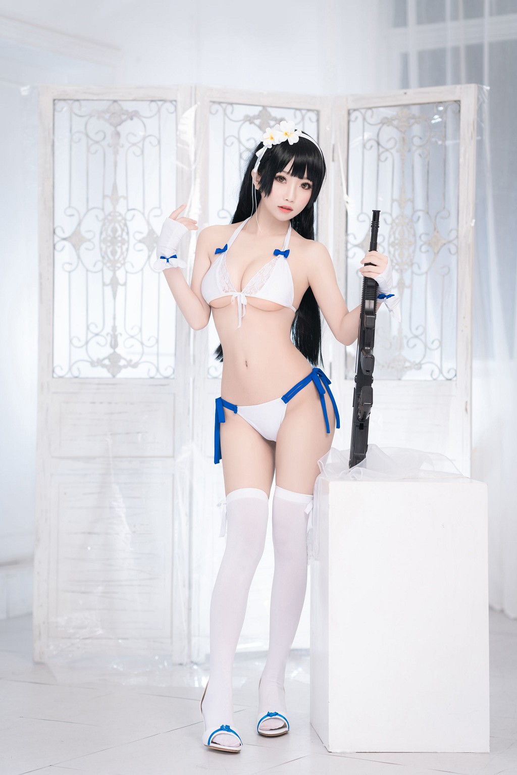 瓷娃娃鬼畜瑶童颜巨乳萝莉三点式Cosplay福利私房诱惑写真集