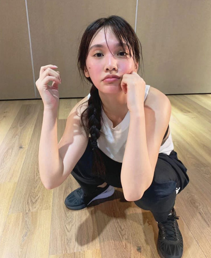 台湾美女明星杨丞琳健身图片