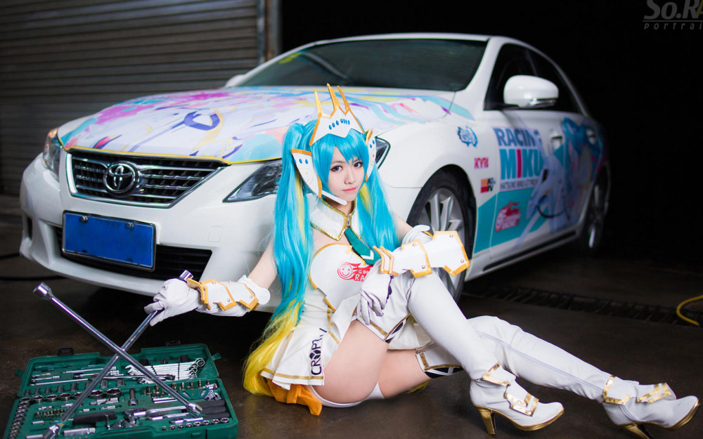 初音未来cos神还原壁纸,初音未来cosplay辣眼睛壁纸