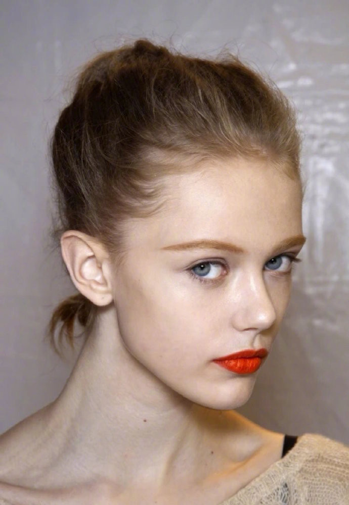 瑞典美女模特维密天使Frida Gustavsson小仙女图片