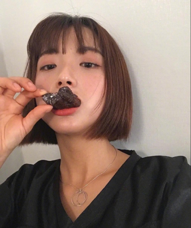 韩国美女图片 五官精致的麻豆金芝妍图片