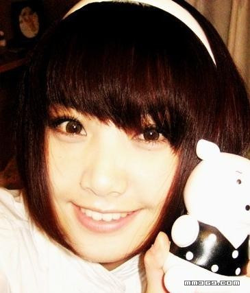 校花美女陈倩个性非主流自拍秀