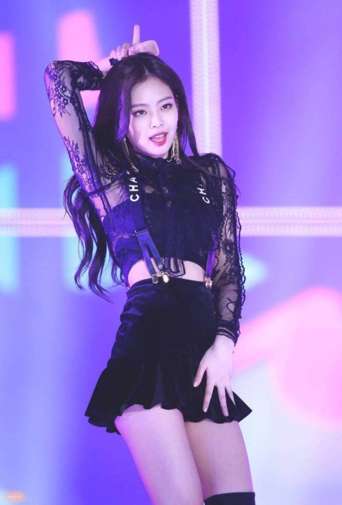 韩国女团Blackpink成员Jennie图片猫系美人没错