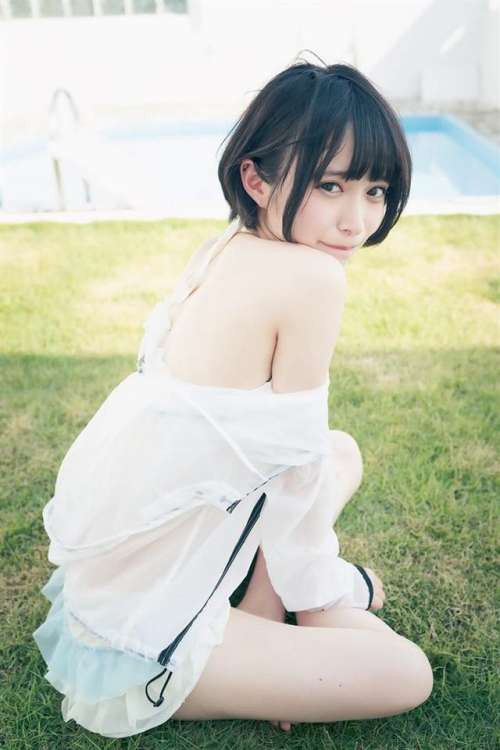 日本泳装美女性感写真iPhone壁纸