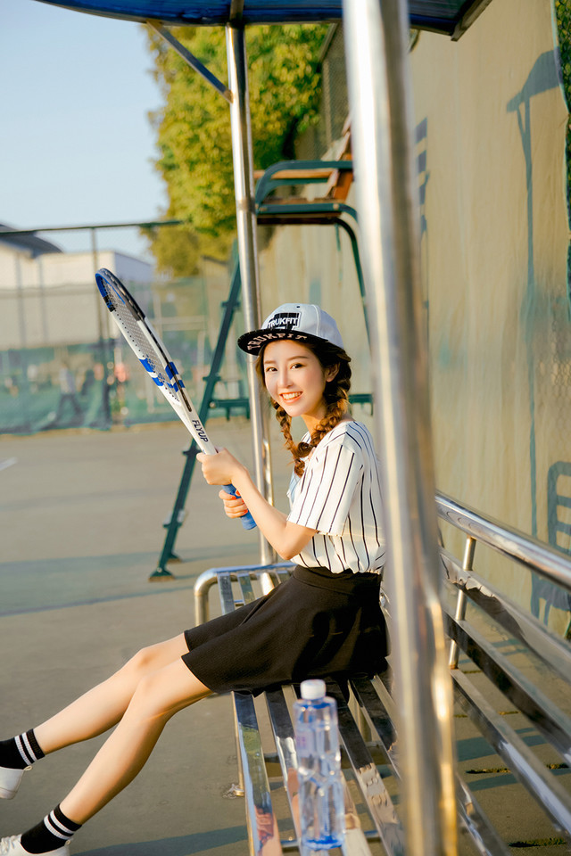 网球美少女真实高清写真壁纸