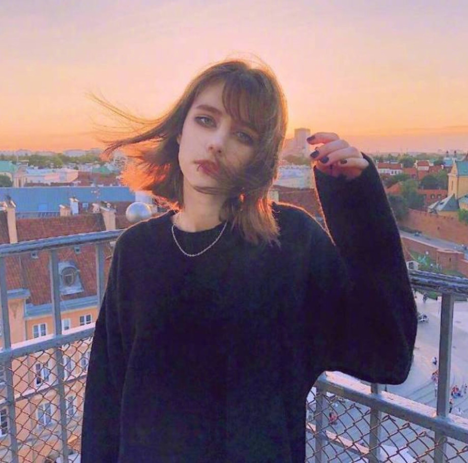00后萝莉俄罗斯美女模特Alisa小姐姐图片