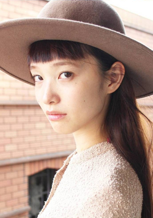 日本美少女网紅模特Yuka Mannami萬波ユカ图片