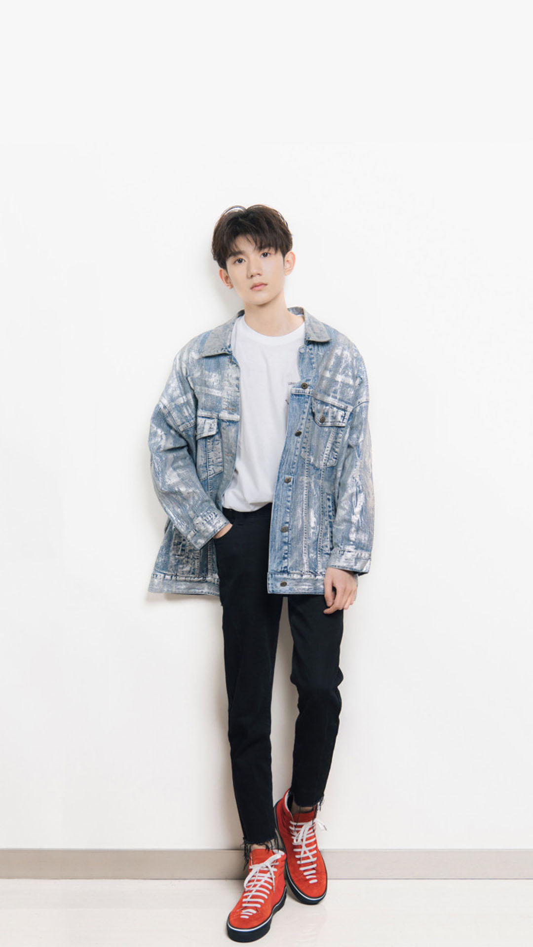 TFBOYS王源帅气写真图片手机壁纸