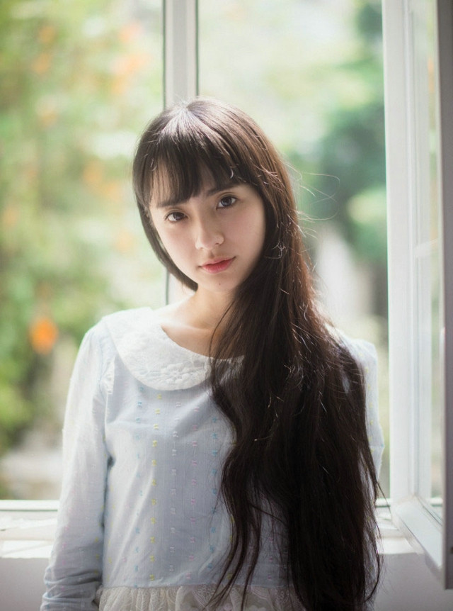 美女校花_清纯大学校花图片写真照