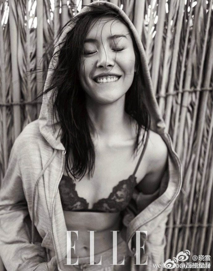 维密超模刘雯登上《ELLE》3月刊杂志封面大片曝光