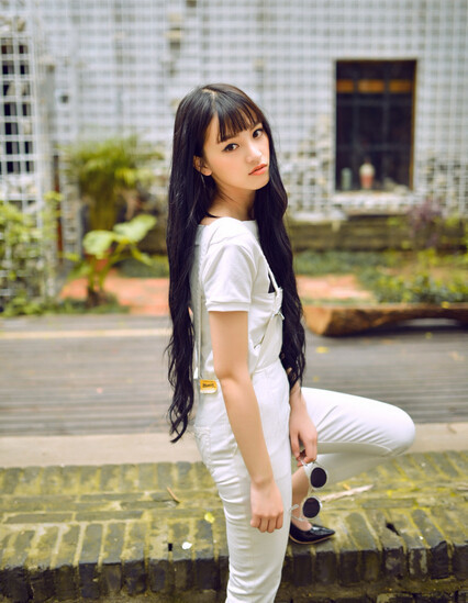 武大校花美女黄灿灿小清新唯美写真