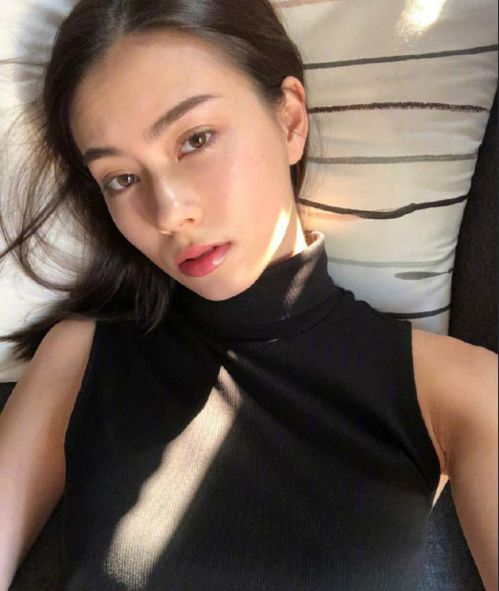 混血美女图片 中美混血模特​​​​Lauren tsai图