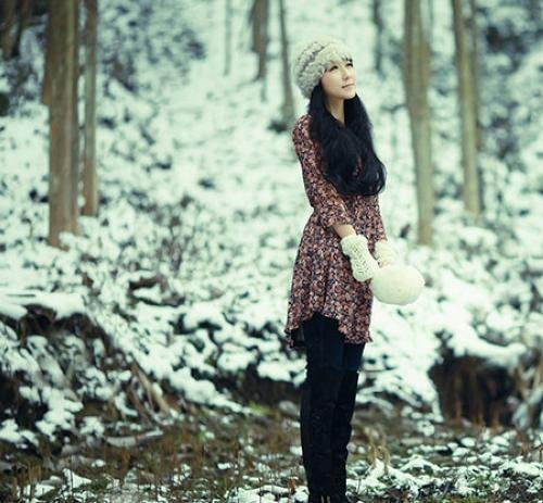 最美校花在学院女孩静听落雪的时光