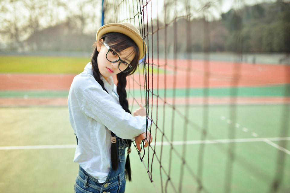 武大校花美女黄灿灿校园小清新写真