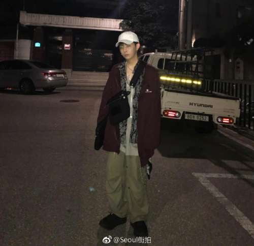 酷似GD的韩国小哥哥图片