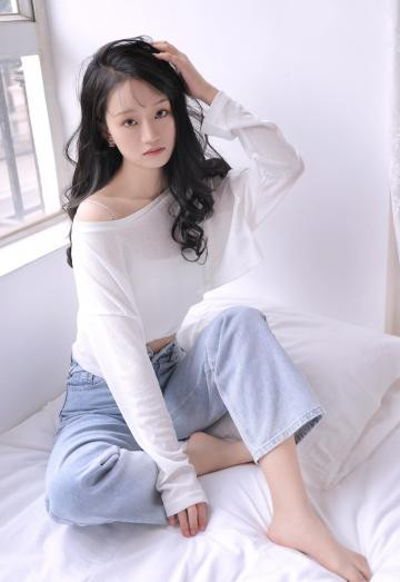 90后中长发美女图,小清新长发女孩写真