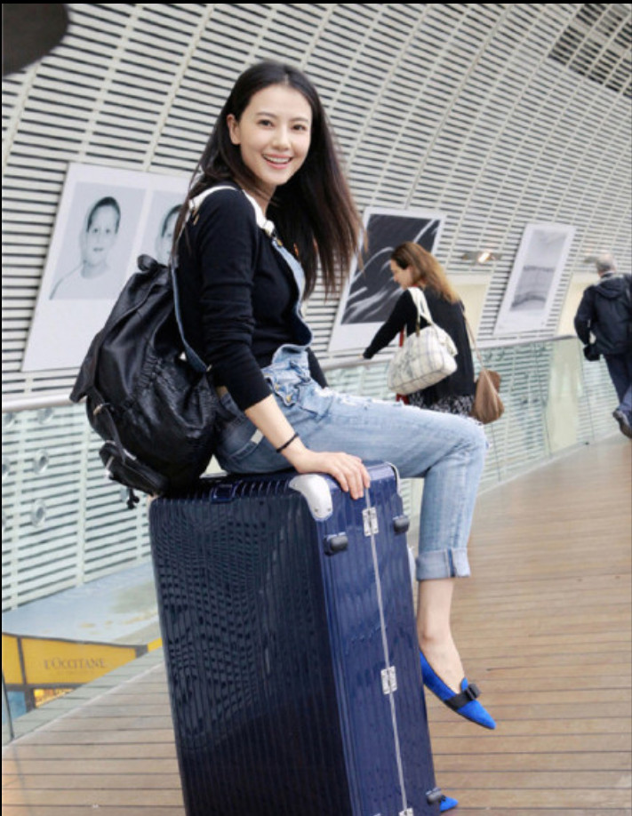 国民女神高圆圆街拍照大全