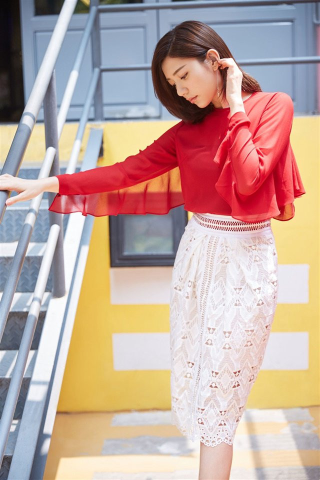 美女明星郭雪芙街拍安卓高清壁纸