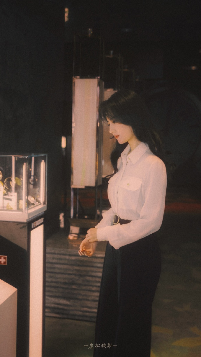 中国美女图片 刘亦菲知性写真图片