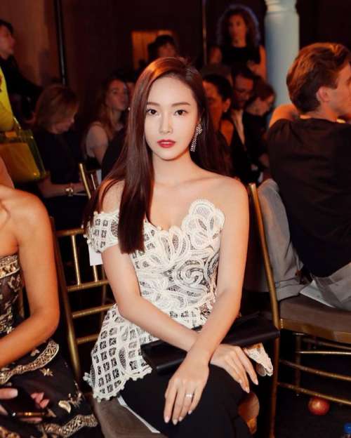 韩国美女图片 韩国女星郑秀妍纽约时装周图片