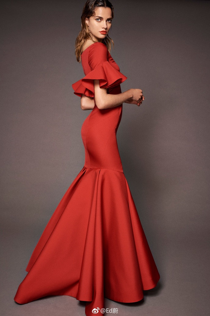 Zac Posen Resort 2019度假系列中鱼尾裙礼服图片