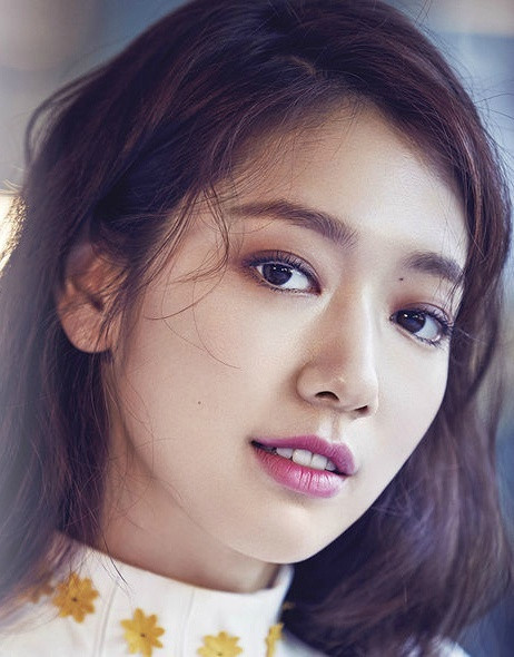 韩国美女明星朴信惠“女王蜕变”杂志大片《E