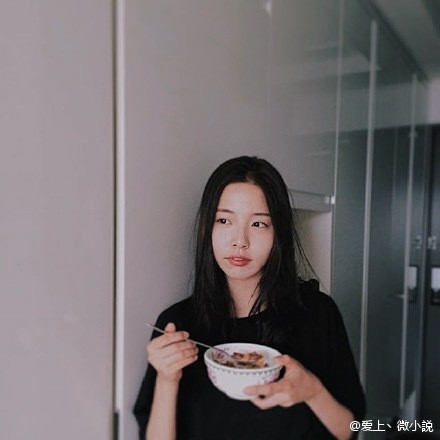 唯美意境文艺美女自拍照