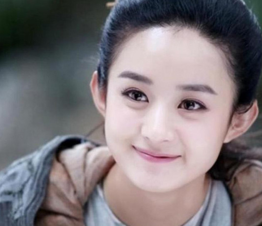 大眼美女明星_大眼明星赵丽颖唯美写真
