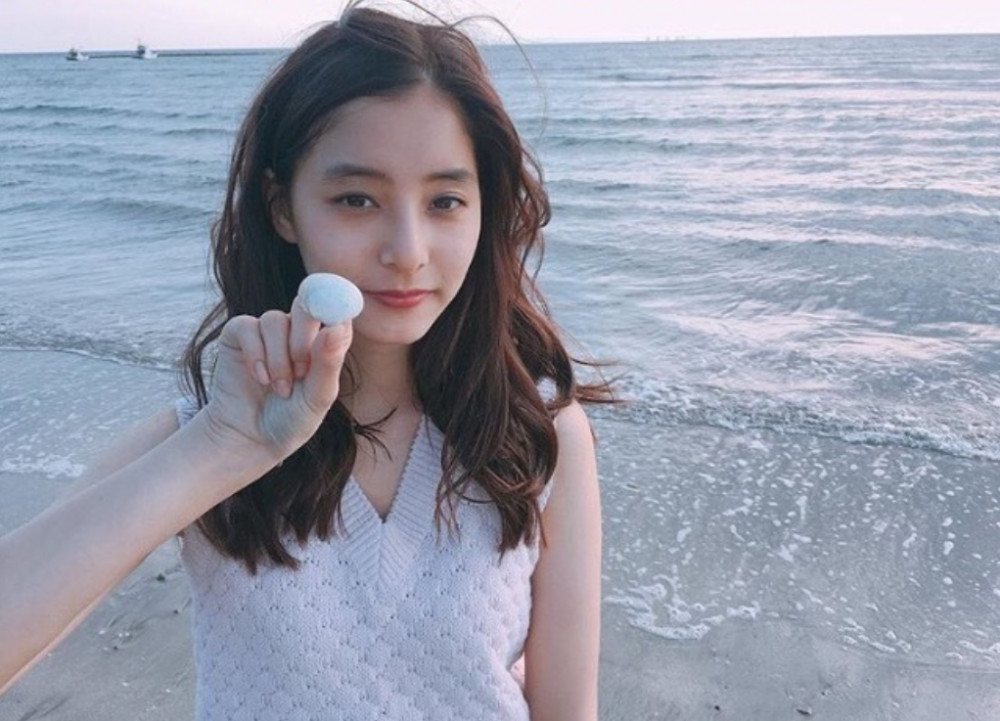 笑起来超漂亮的日本美女明星新木优子图片