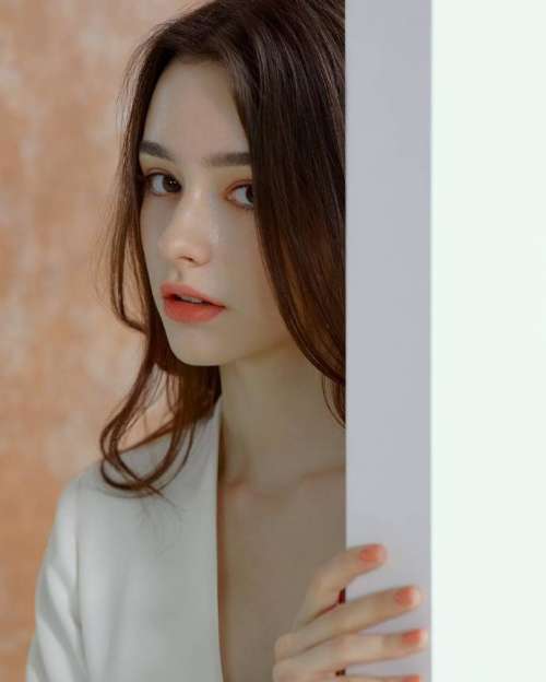 俄罗斯美女模特美照爆火网络图片