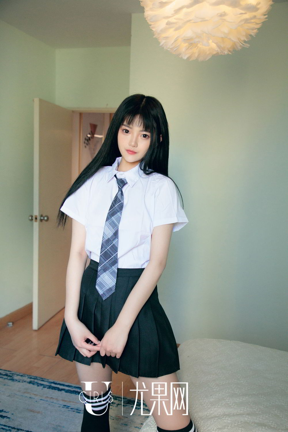 桃子该有的模样 学生制服的清纯