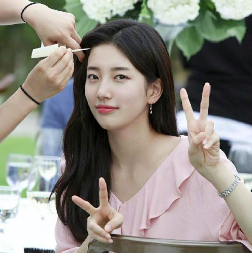 韩国美女图片 气质美女裴秀智suzzy图片