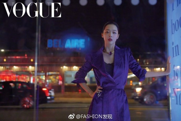 韩国美女明星崔雪梨《Vogue》11月封面性感小妖精