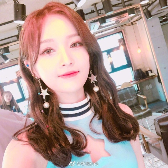 创造101美少女吴宣仪猫系笑眼小天使图片