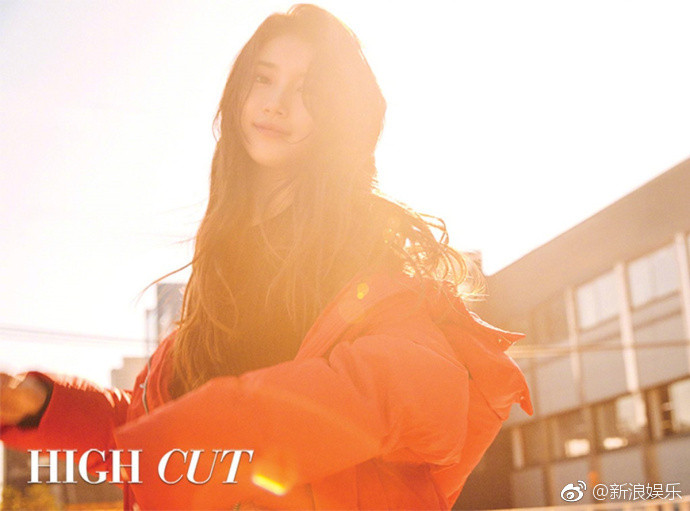 韩国美女明星秀智拍摄的《HIGH CUT》最新画报成熟