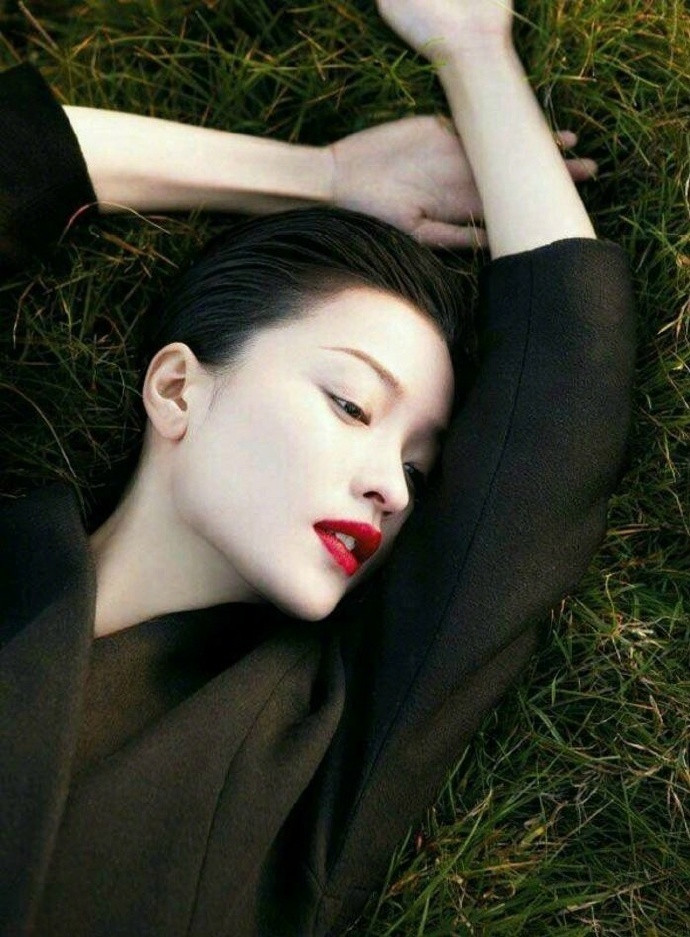 维密天使超模杜鹃清冷美艳写真