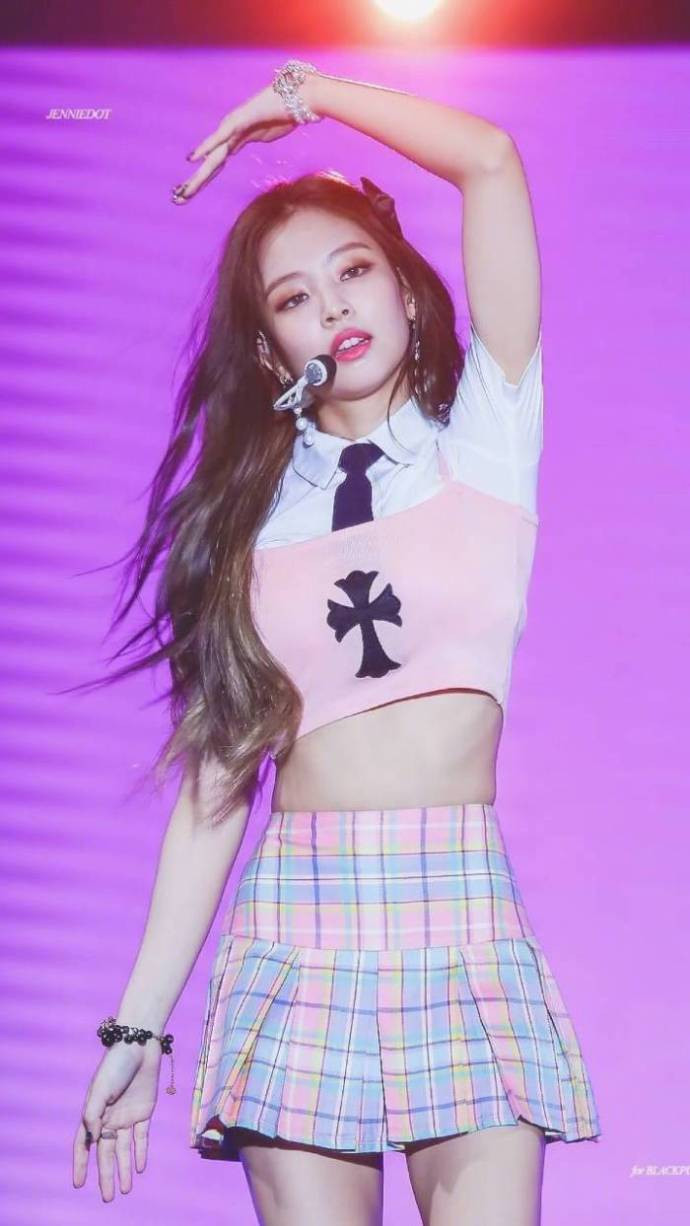 韩国女团Blackpink成员Jennie图片猫系美人没错